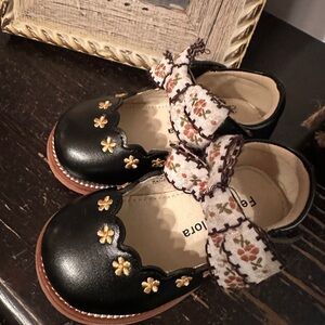 Felix and Floral Bow Kids Shoes - Black and Floral